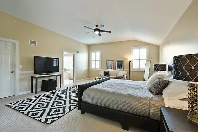 5393 Promontory Ln — Photo 8