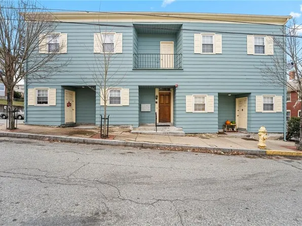 61 Spring St, Manville, RI 02838