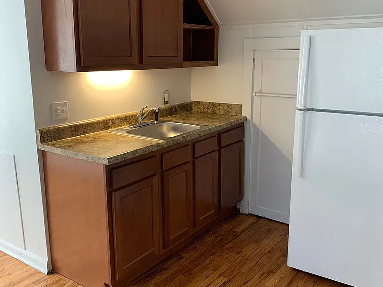 419 Washtenaw Rd — Photo 5