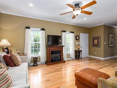5th image of 5688 Friendship Glen Dr