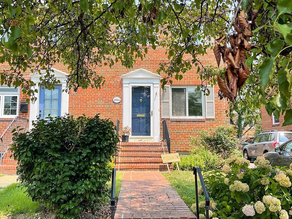 1st image of 206 Adams Ave #1/2