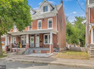 907 Queen St, Pottstown, PA 19464