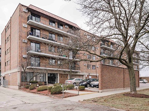 3rd image of 2320 N Nordica Ave APT 112D
