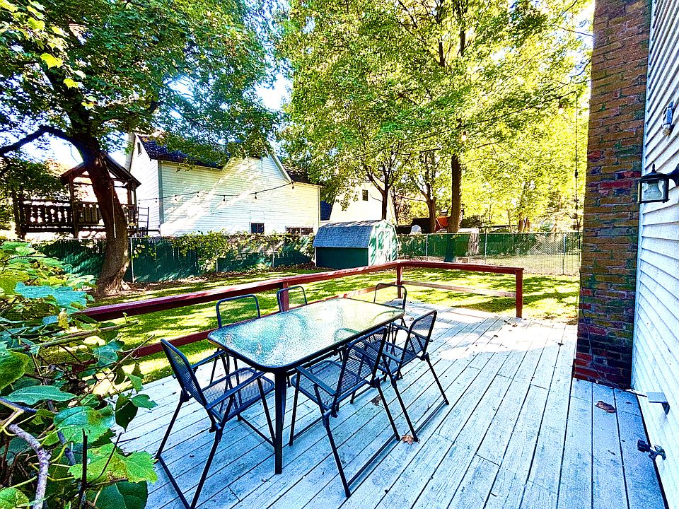 1st image of 248 Nelson Ave #3/4
