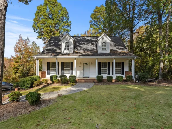 504 Ridgeway Ct, Easley, SC 29640