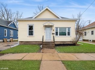 105 Gay St, Manchester, IA 52057