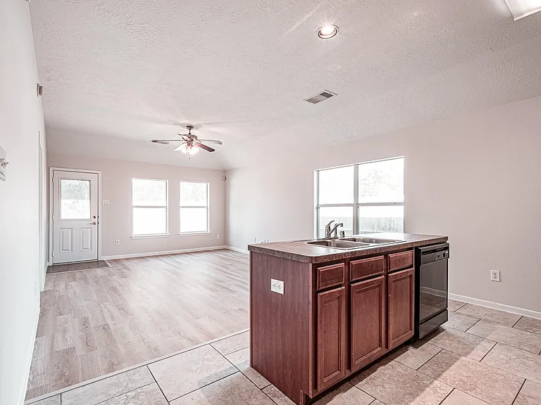 6227 Lovage Ave — Photo 10