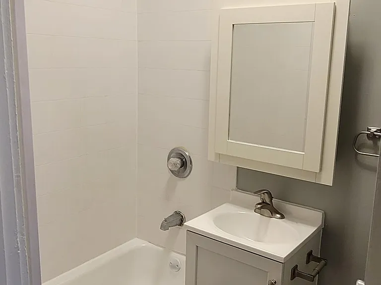 955 Edmund Ave #3 — Photo 10