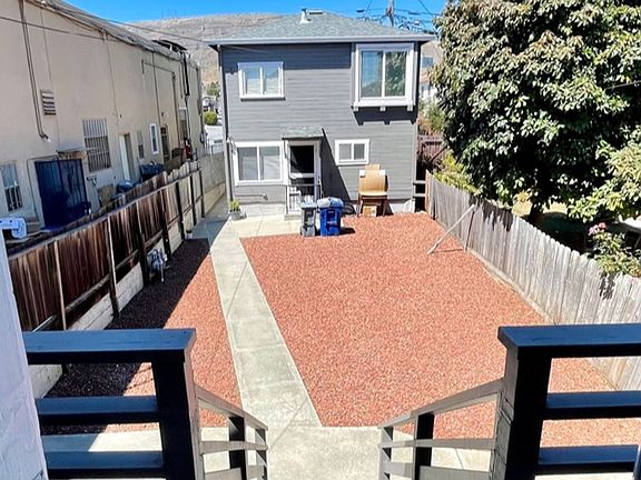 3rd image of 238 California Ave