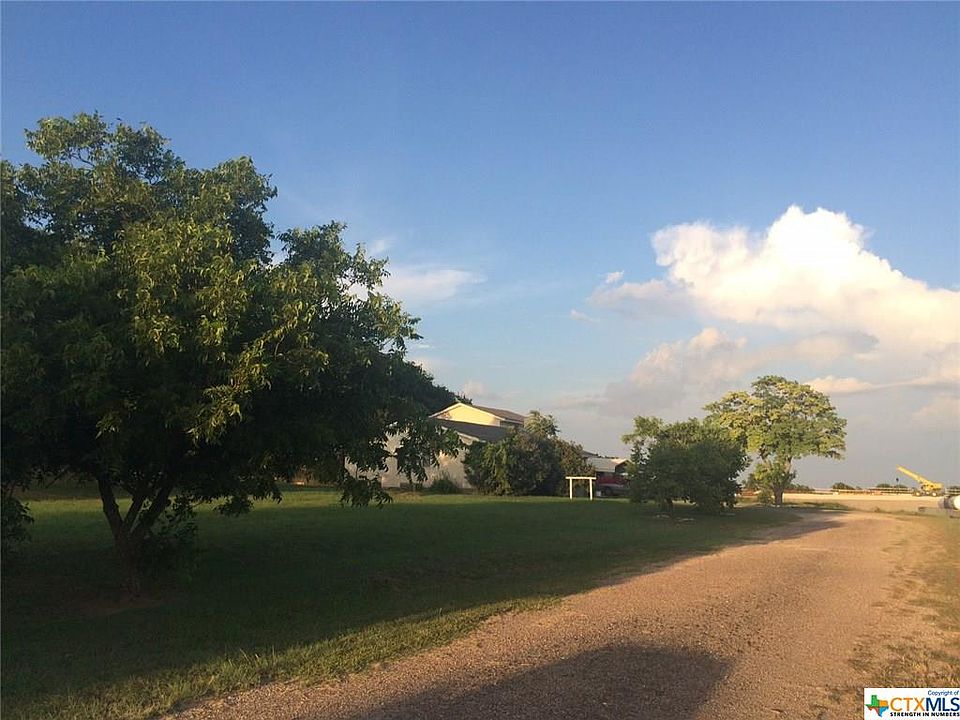 2nd image of 8967 Old Highway 81