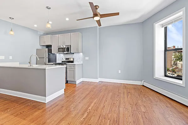 Rented by Compass | media 20