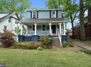 17 W Spring Garden St, Palmyra, NJ 08065