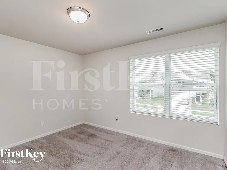 7305 Brawley Wood Ct — Photo 11