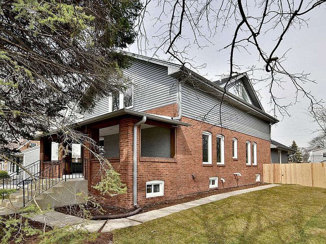 1st image of 1062 Greenview Ave
