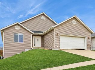 436 Maddie Ln, Tiffin, IA