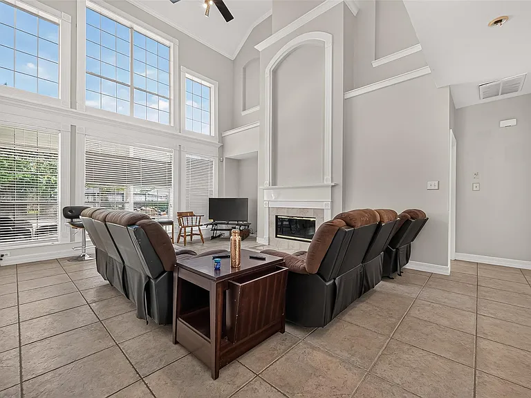 1715 Lake Quitman Dr — Photo 13