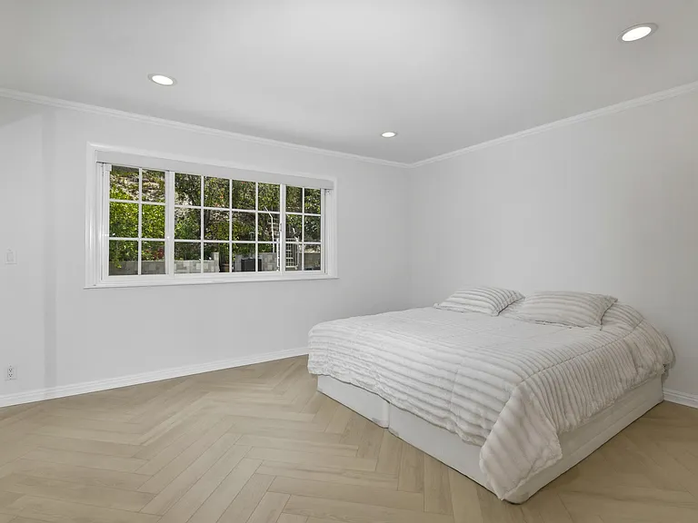 7152 Pomelo Dr — Photo 17