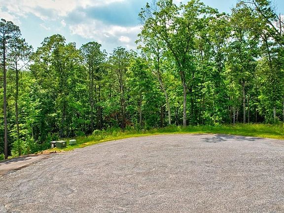 2nd image of 16 Lake Top Ln #X