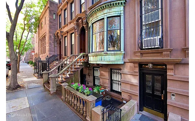 Rented by Douglas Elliman | media 20