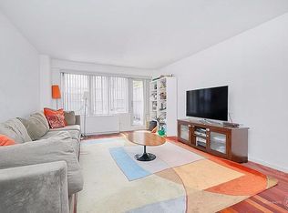 77 W 55th St APT 2J, New York, NY