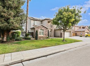 5873 E Erin Ave, Fresno, CA 93727