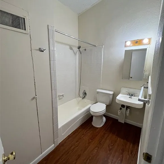 172 Hart Ave — Photo 13