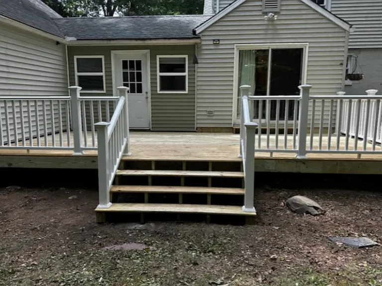 184 W Mountain Rd — Photo 2