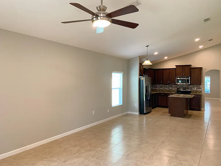 936 Sangria Cir — Photo 16