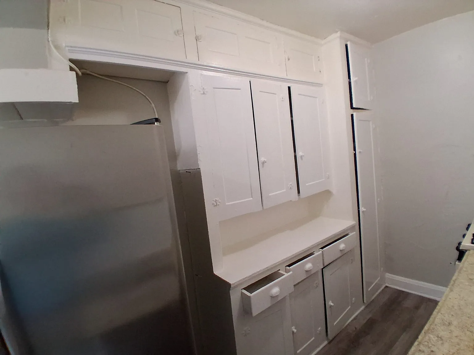 Studio, 700 sqft, $1,000 — Photo 4