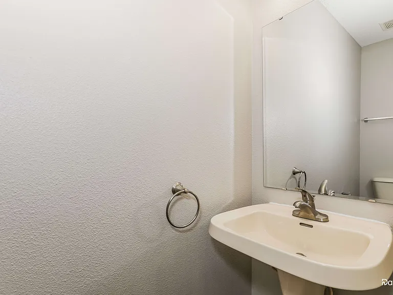 15305 Radiance Dr — Photo 13