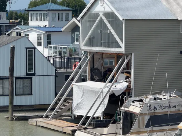 8191 River Rd #111, Richmond, BC V6X 1X8