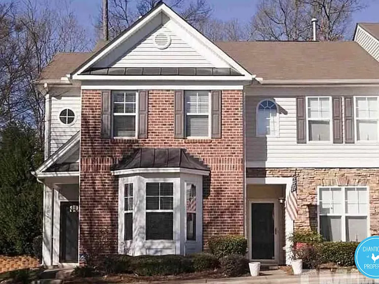 8821 Camden Park Dr #1 — Photo 1