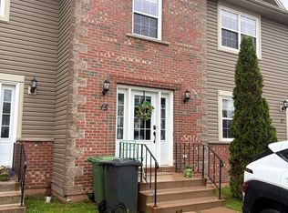 15 Cameron Hts, Stratford, PE C1B0A8