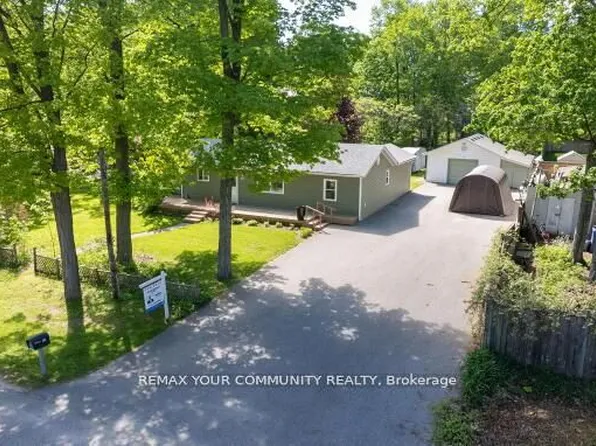 781 Edward St, Innisfil, ON L9S 2S2