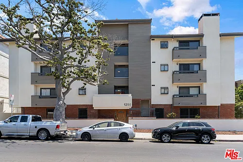 1250 Amherst Ave #201 Photo 1