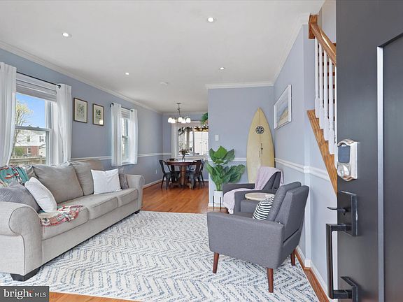 3rd image of 5655 Fenwick Dr