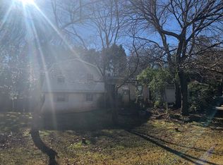 15 Hawthorne Dr, Riverdale, GA 30274