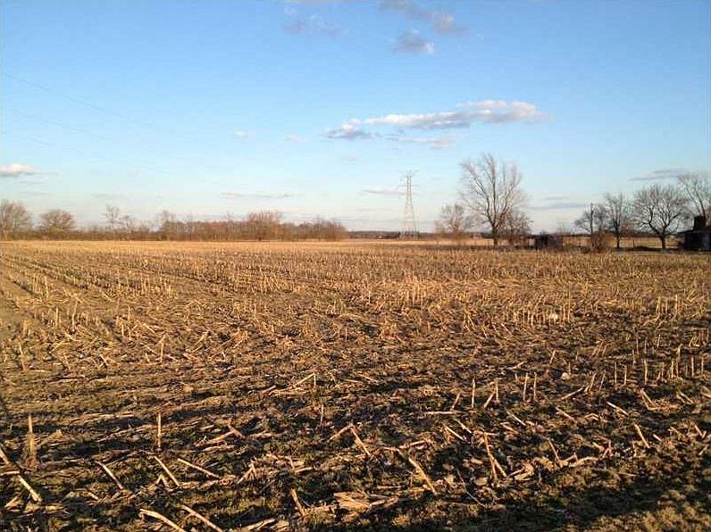 2nd image of 200 East Ave