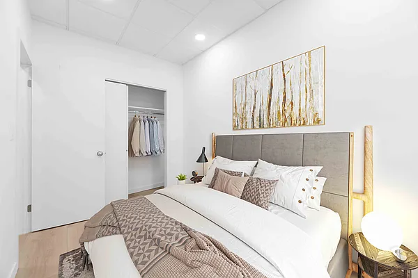 Rented by REAL New York | media 3