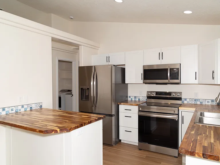 3396 W Thorndale Loop — Photo 18