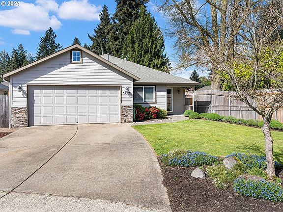 2nd image of 5408 NE 71st St