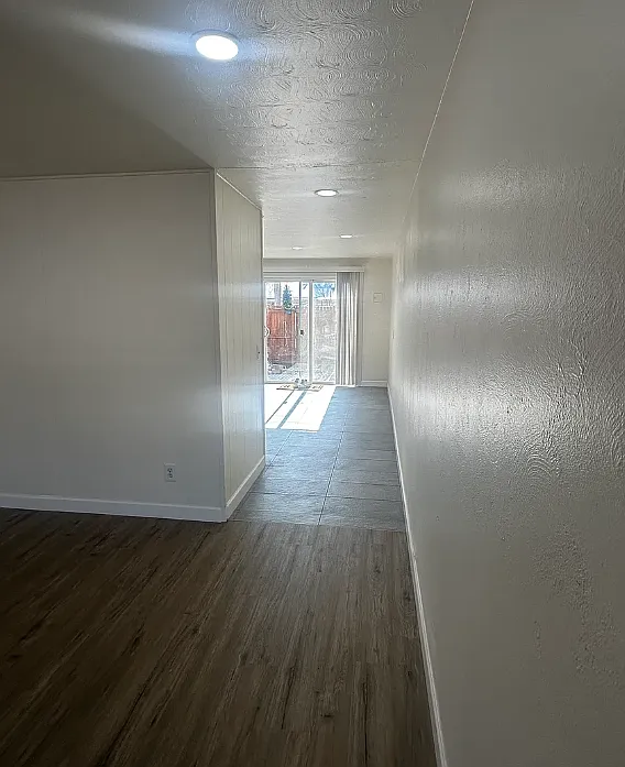 1 bed, 650 sqft, $1,610 — Photo 3