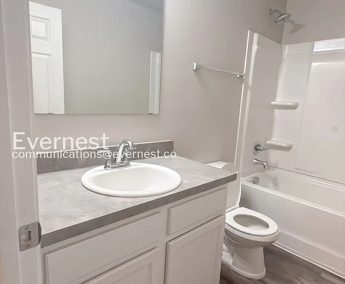 319 Maggie Way — Photo 14