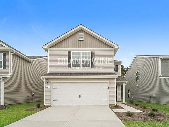 2nd image of 8425 Deerwood Rd