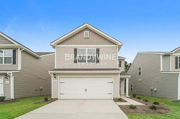 8425 Deerwood Rd — Photo 2