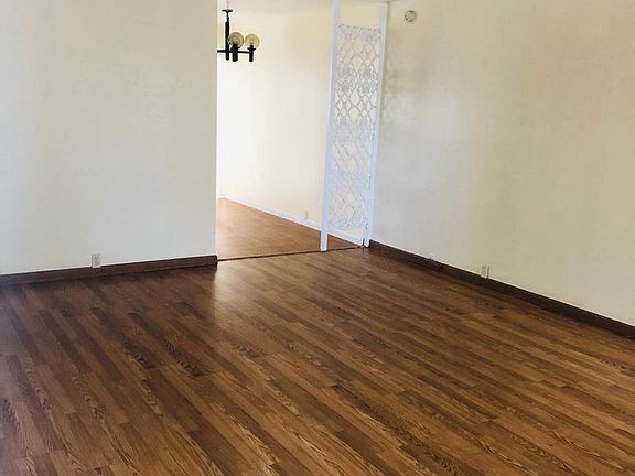 4th image of 3047 N West Ave E