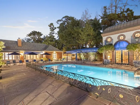 7007 Country Club Dr, La Jolla, CA 92037