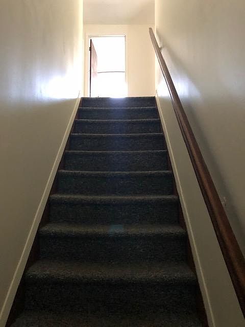 1st image of 90 Blydenburg Ave Unit 2