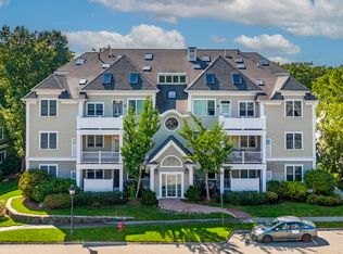 122 Johnson Woods Dr UNIT 202, Reading, MA 01867