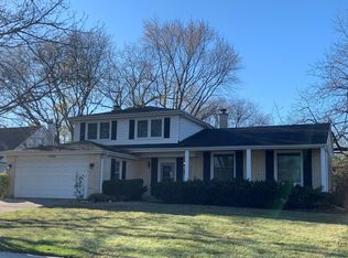 2228 Strawberry Ln, Glenview, IL 60026